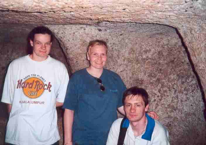 Headroom in cave Click to return